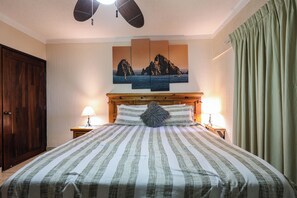 1 chambre, fer et planche à repasser, Wi-Fi, draps fournis
