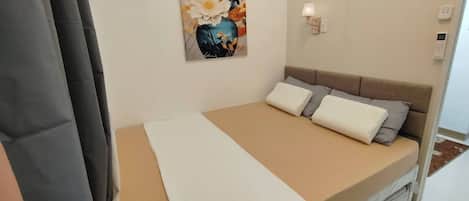 2 bedrooms