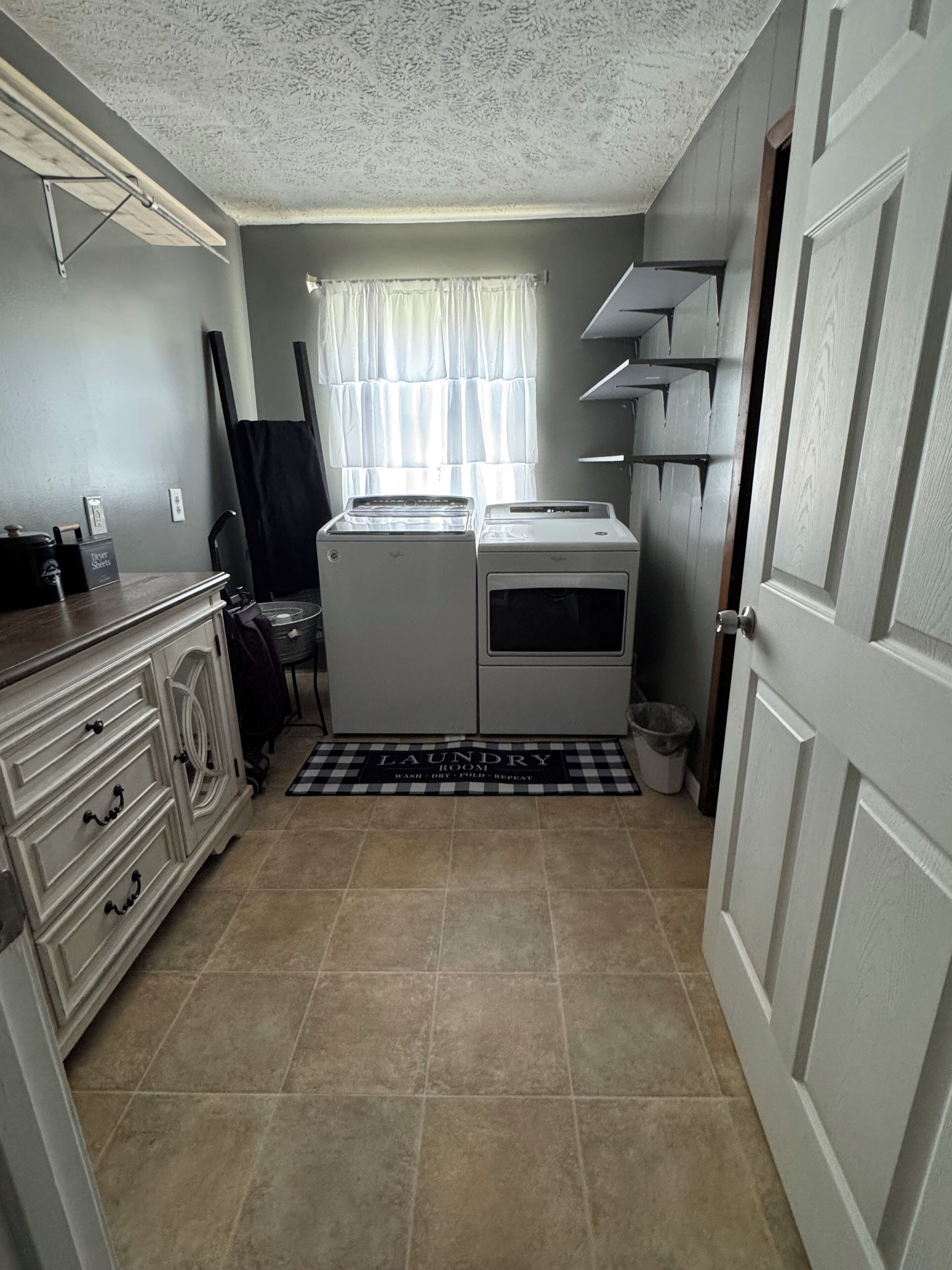 Mikrowelle, Ofen, Herdplatte, Geschirrspüler