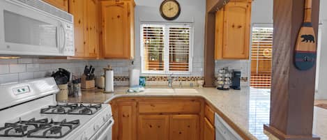 Electric kettle, toaster