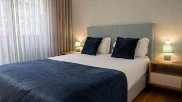 Comfort Apartment, 2 Bedrooms, City View | Laptop workspace, soundproofing, iron/ironing board, free WiFi