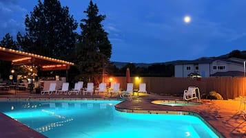Seasonal outdoor pool