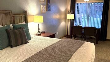 Coffres-forts dans les chambres, fer et planche Ă repasser