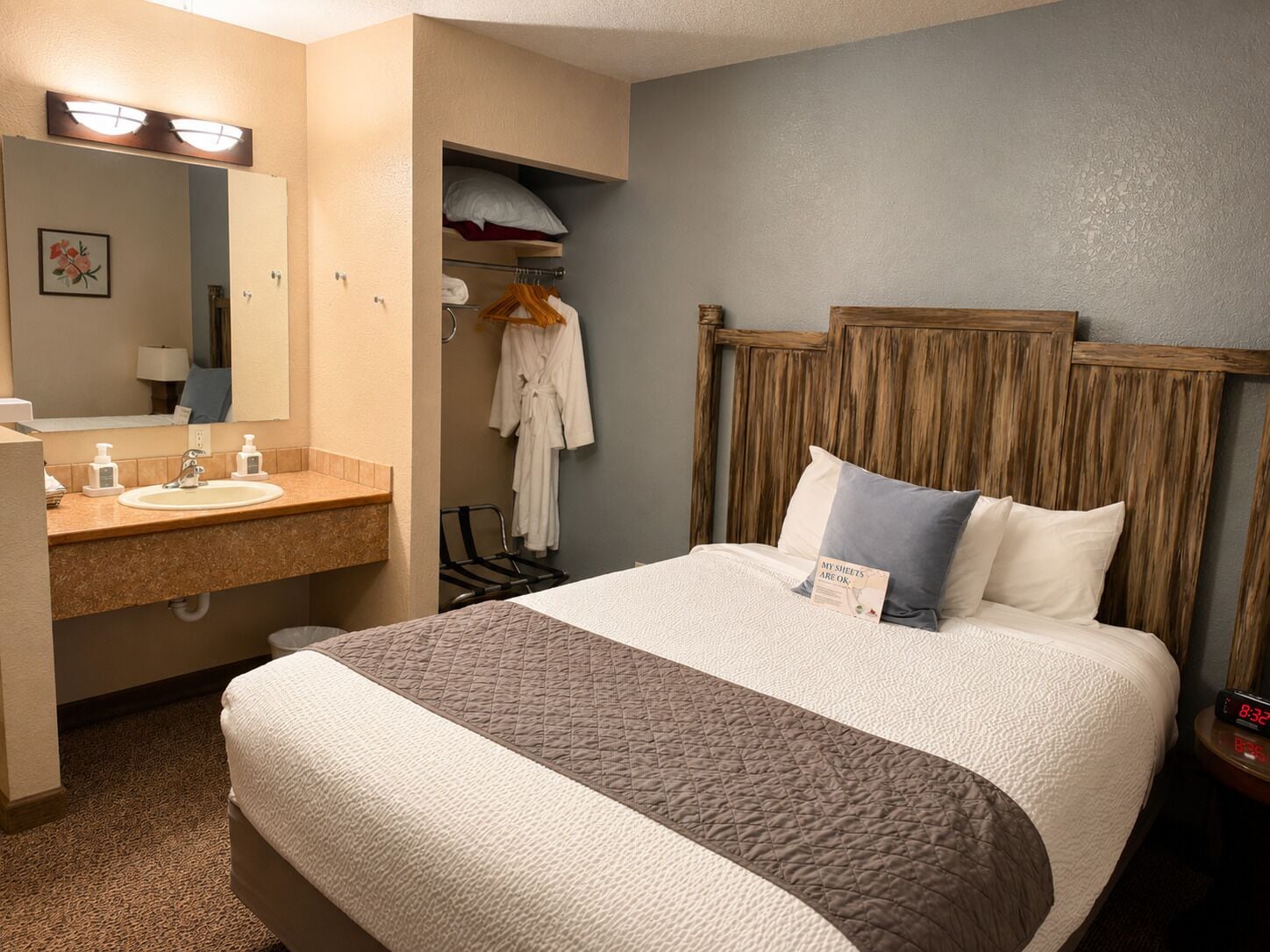 Family Suite, 2 Bedrooms, Pets Allowed, Ground Floor | In-room safe, iron/ironing board, WiFi (free), bed sheets
