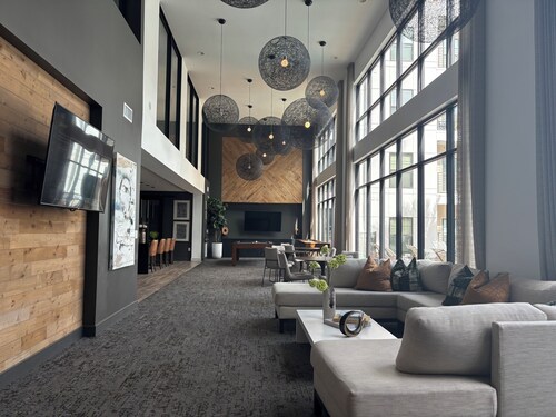 NEW! -Texas Medical Center-Spacious 1 King 1 Bed 1 Bath-The Middle Of Everywhere