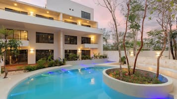 Alberca al aire libre