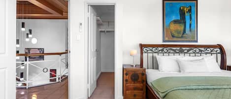 4 Schlafzimmer, Schreibtisch, Reisekinderbett, kostenloses WLAN