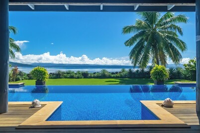 Aroha Taveuni Beachfront Bures
