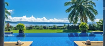 Aroha Taveuni Beachfront Bures