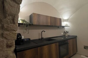 Four, plaque de cuisson
