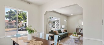 Modern Coastal Retreat – 3BR Gem in Long Beach