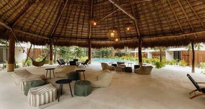 Huemac Tropical Paradise Private Pool Beach Club