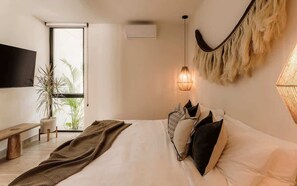 2 bedrooms, iron/ironing board, travel crib, free WiFi - Huemac Tropical Paradise Private Pool Beach Club (Tulum)
