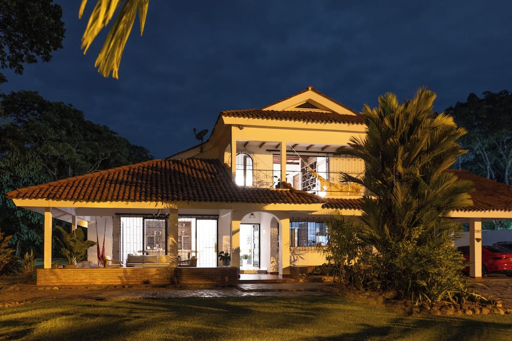 DORAL HOUSE VILLAVICENCIO