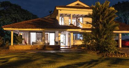 DORAL HOUSE VILLAVICENCIO