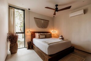 4 bedrooms, in-room safe, desk, iron/ironing board