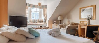 Edinburgh Apartment in the Heart of the City Edinburgh Castle ON Your Door Step