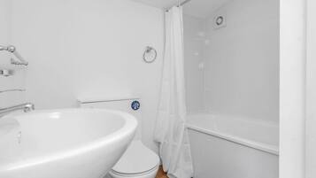 Apartment, Garden View | Bathroom