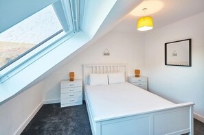 3 bedrooms, Internet