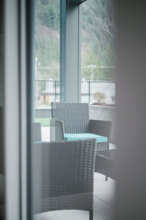 Interior - 2bed/2bath "Lake Daze" Condo in Harrison HOT SPRINGS (Harrison Hot Springs)