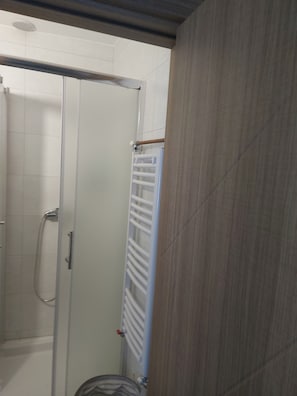 Shower, free toiletries, hair dryer, bathrobes