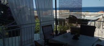 Apartments Ćubela - One Bedroom Apartment with Balcony and Sea View (Ap3)