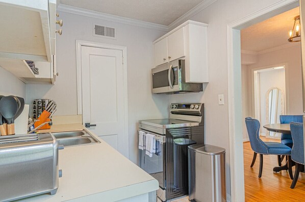 Fridge, microwave, oven, dishwasher