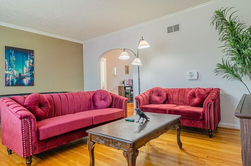 MidTown Flats Suite C2
