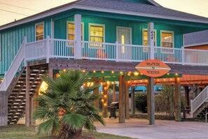 House (Multiple Bedrooms) | Interior - Sleeps 21, 2 Homes 2 Private Pools, Fire Pit, Swing Bar Walk to the Beach (Port Aransas)