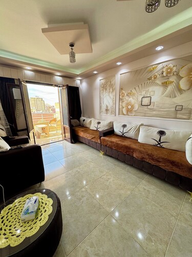 Spacious 3-bedroom apartment in phenomenal Marsa Matruh with WiFi
