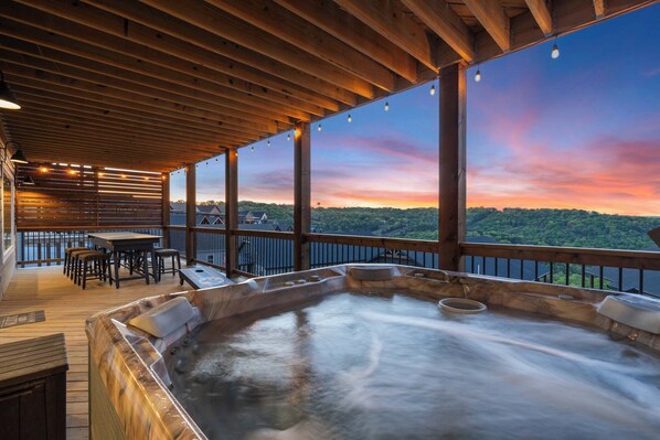 Condo, Multiple Beds, Hot Tub, Mountain View (On The Rocks) | Outdoor dining