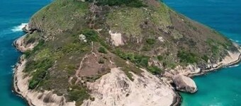 Apartment with large outdoor area to gather friends and family, close to the beach