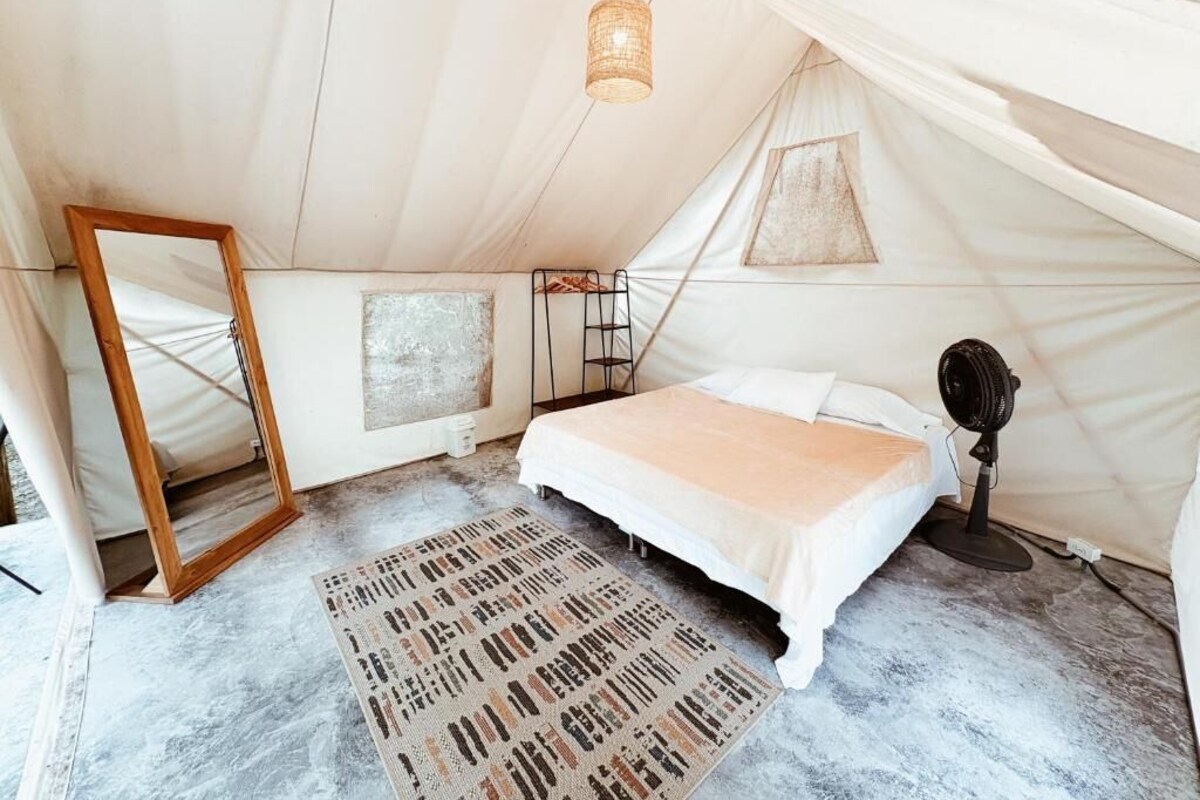 Classic Tent | WiFi (free)