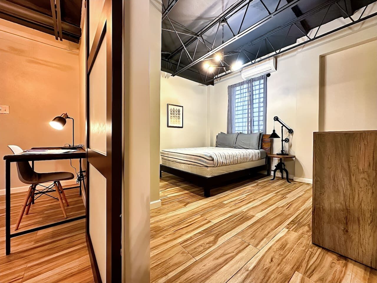 2 bedrooms, desk, iron/ironing board, free WiFi