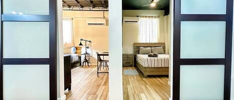 Desk, iron/ironing board, WiFi, bed sheets