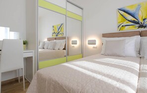 2 chambres, fer et planche à repasser, Wi-Fi gratuit