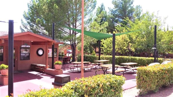 BBQ/picnic area
