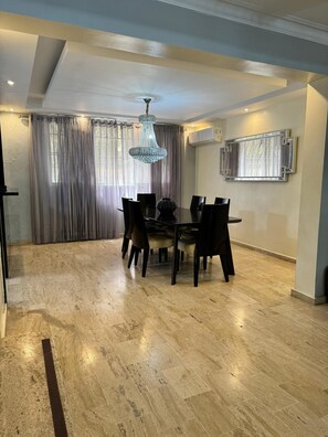 Dining - 4-bedroom house in beautiful Santo Domingo with picuzzi, WiFi, Live the dream (SANTO DOMINGO)
