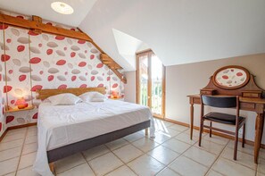 3 chambres, lit parapluie, Wi-Fi gratuit, draps fournis