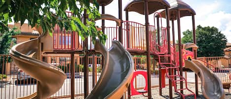 Children's play area - outdoor