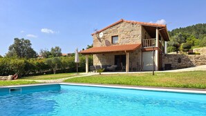 Uklassifisert bilde, 4 av 45, knapp