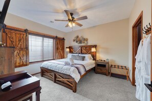 2 bedrooms, desk, iron/ironing board, travel cot
