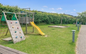 Children's area - Stunning apartment in Knebel (Knebel)