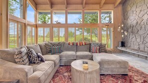 منزل - عدة أسرّة (Fairway Lane - Unit 5) | منطقة المعيشة