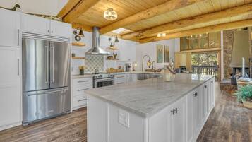 Condo, Multiple Beds (Wildflower - Unit 40) | Private kitchen