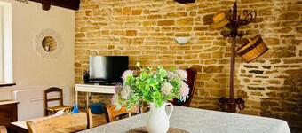 La petite Bourguignonne 10 minutes from Beaune, Pets allowed