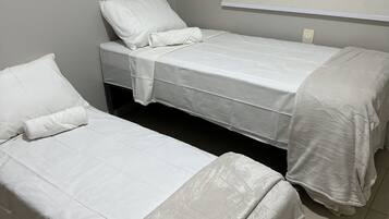 Apartamento | Ferros/tábuas de passar roupa, Wi-Fi de cortesia