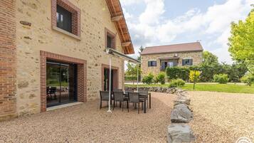 Restauration extérieure