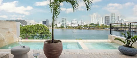 Alberca al aire libre