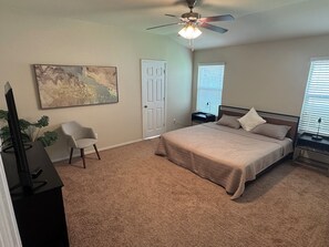 3 habitaciones, tabla de planchar con plancha y wifi gratis 